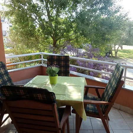 Apartman Lina